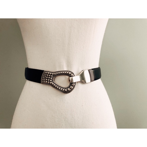 Accessories - Vintage black leather clip buckle adjustable belt